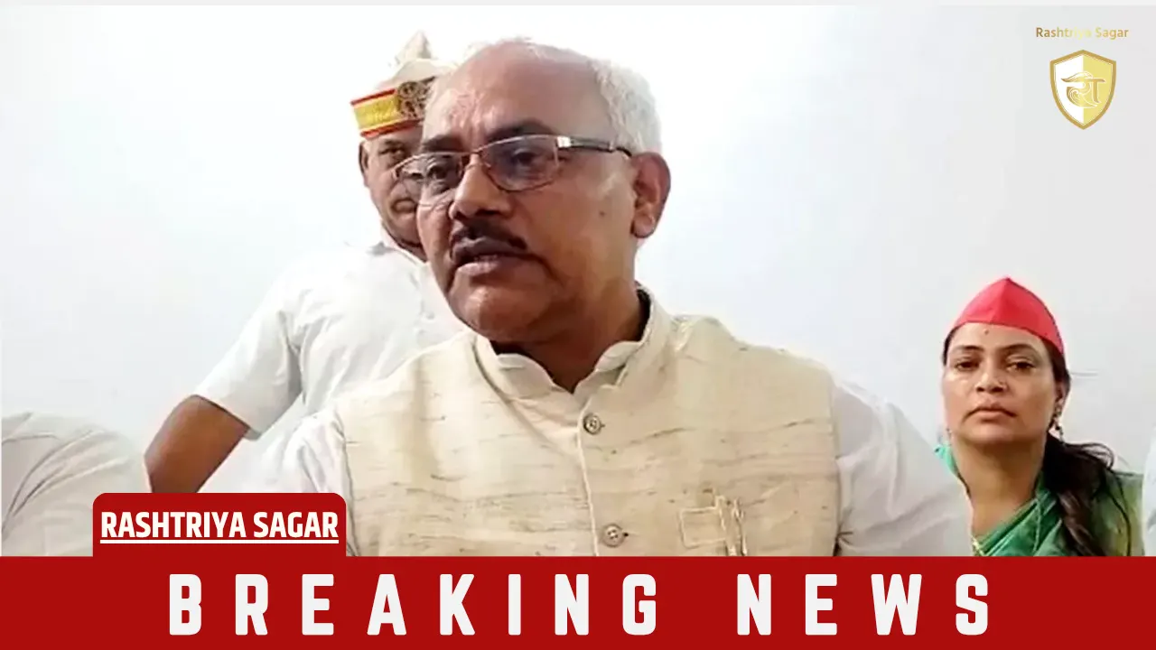 UP: "अखिलेश कुत्ते के गले में घंटी बांध दें...", MLC लाल बिहारी के बयान पर BJP बोली- 'लोकतंत्र का सबसे बड़ा..'