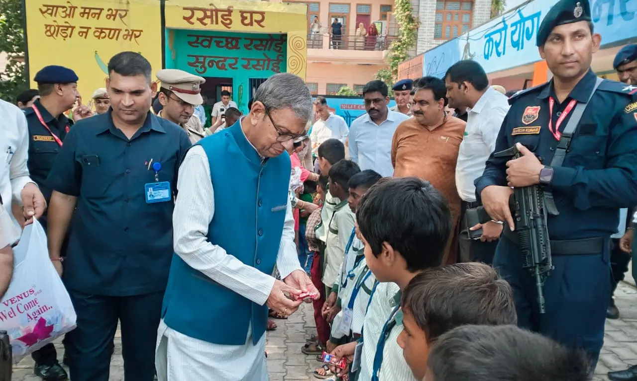 जींद:अच्छे नागरिक बनाने के लिए बच्चों में शिक्षा व अनुशासन का रुझान पैदा करें : अशीम कुमार घोष