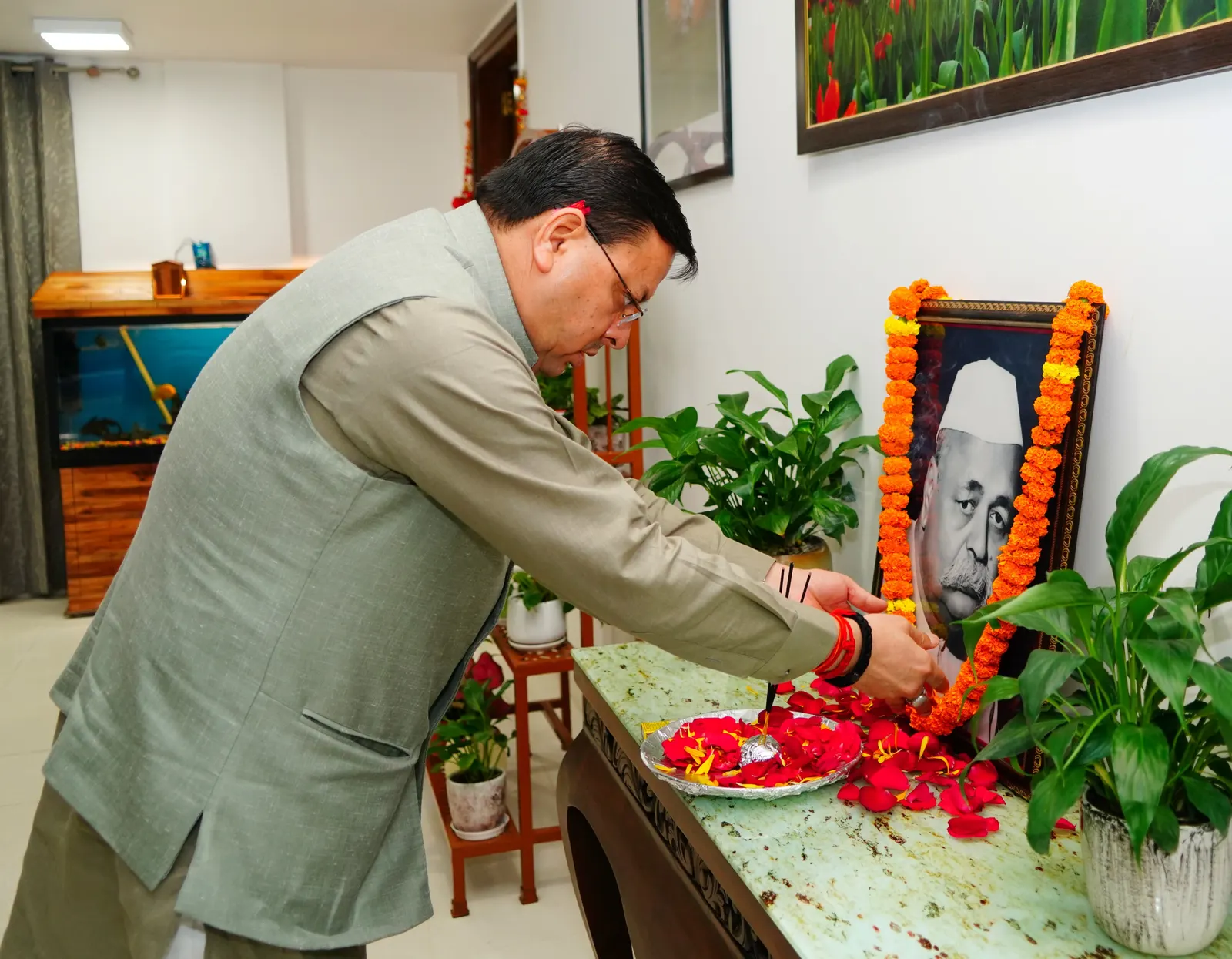 मुख्यमंत्री ने गोविंद बल्लभ पंत को किया नमन, बोले-उनके विचार हमेशा राष्ट्रसेवा की देते रहेंगे प्रेरणा