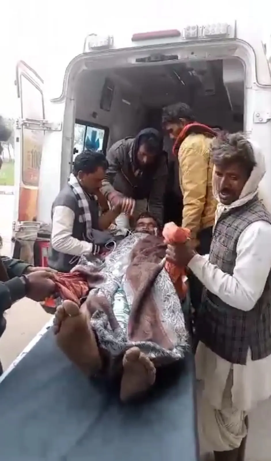 राजगढ़ः बुजुर्ग व्यक्ति ने शराब में जहर मिलाकर गटका, हालत गंभीर