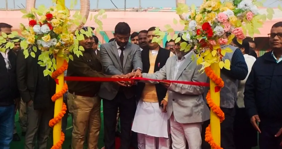 जिला प्रशासन ने धूमधाम से मनाया अररिया जिले का 35वां स्थापना दिवस, कई कार्यक्रम का हुआ आयोजन
