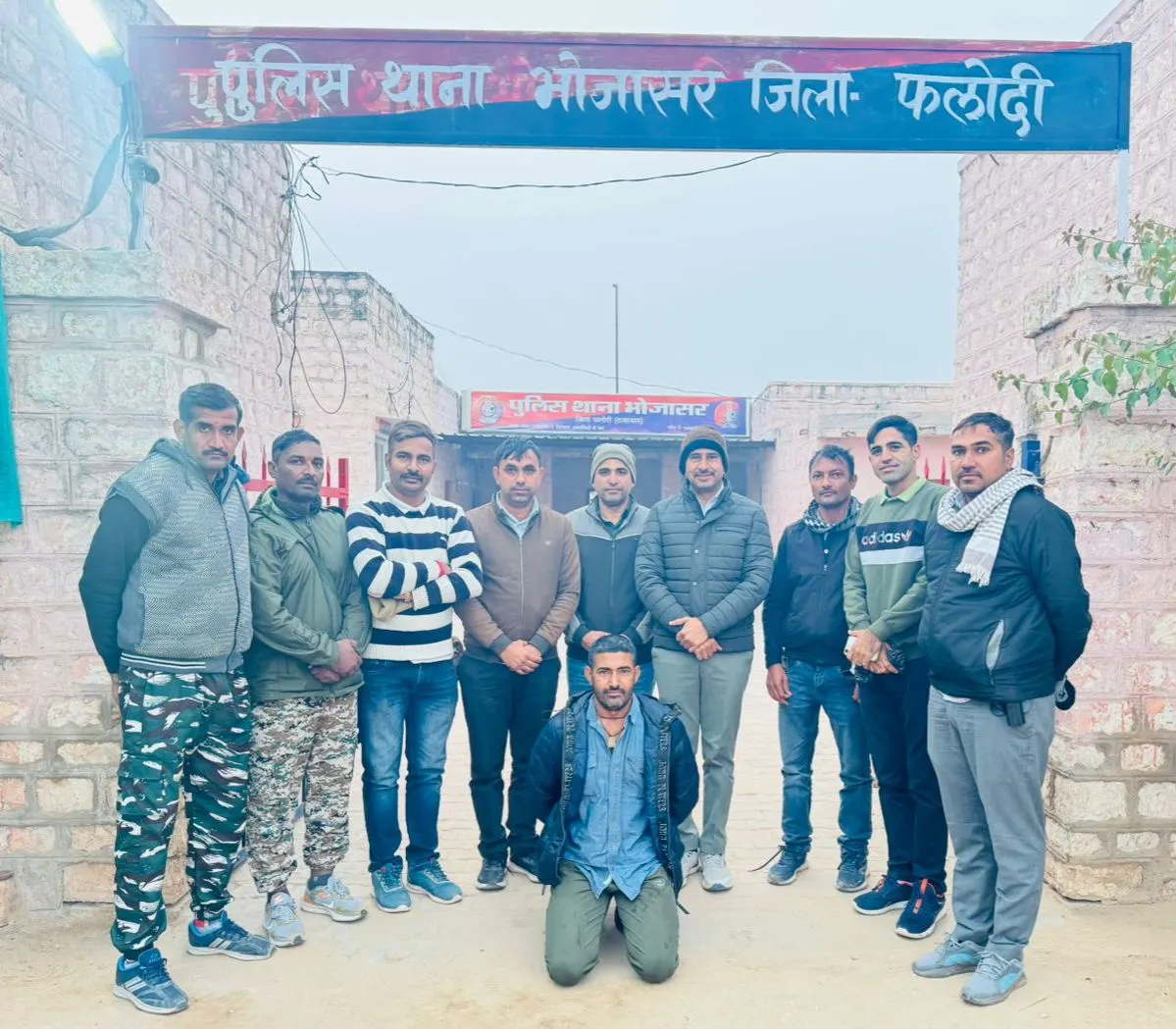 चालीस हजार का फरार कुख्यात इनामी तस्कर गिरफ्तार
