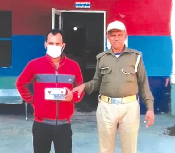 नशीले कैप्सूल के जखीरे के साथ मेडिकल संचालक गिरफ्तार