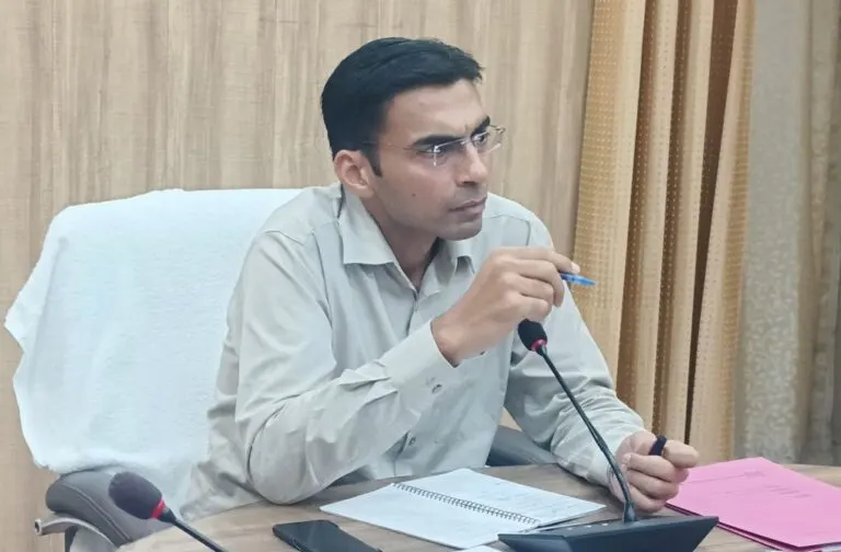 महिला समूहों को उत्पादों के विपणन के लिए मिलेगा उचित प्लेटफार्म : जिलाधिकारी