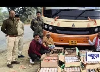 नवादा में बड़ी मात्रा में शराब बरामद,4 गिरफ्तार