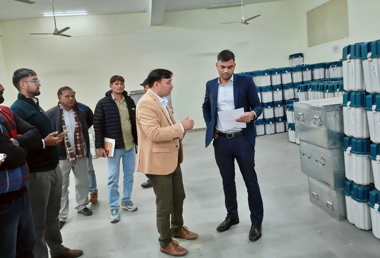 जींद : एडीसी ने किया स्ट्रांग रूम का निरीक्षण