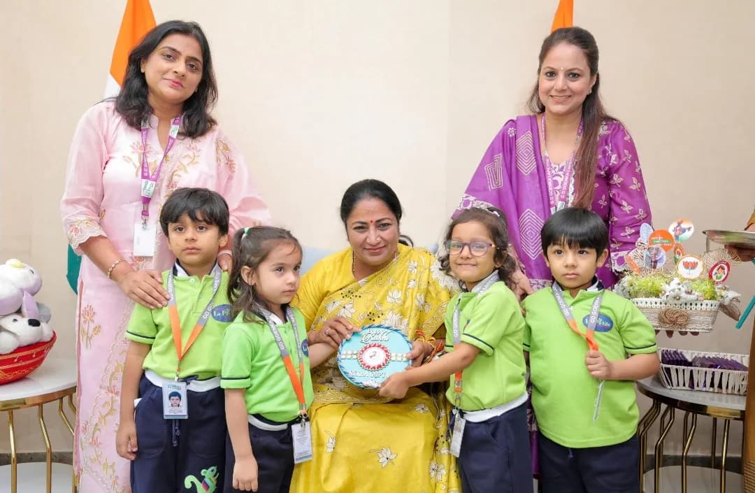 रक्षाबंधन की दिल्ली की मुख्यमंत्री, विधानसभा अध्यक्ष और मंत्रियों ने दी शुभकामनाएं