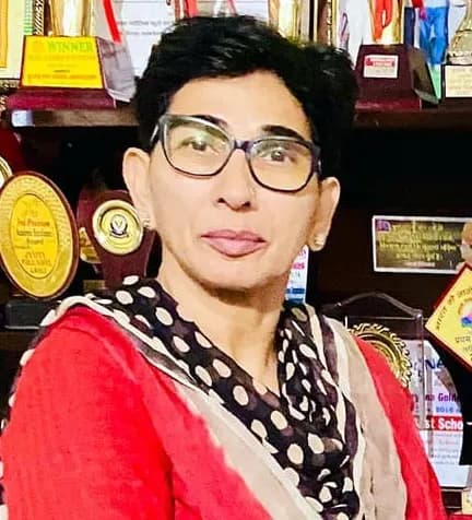 फतेहाबाद : प्राइवेट स्कूल में छात्राओं से मारपीट की महिला आयोग ने मांगी रिपोर्ट