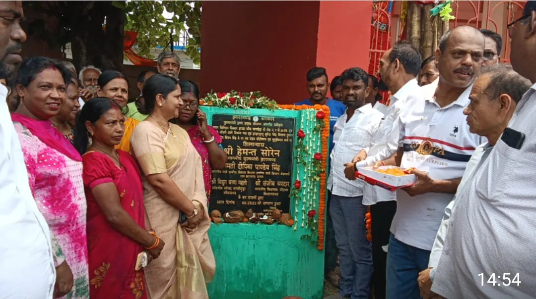 ग्रामीण सड़क परियोजना का शिलान्यास, सांसद और विधायक ने संयुक्त रूप से की शुरुआत