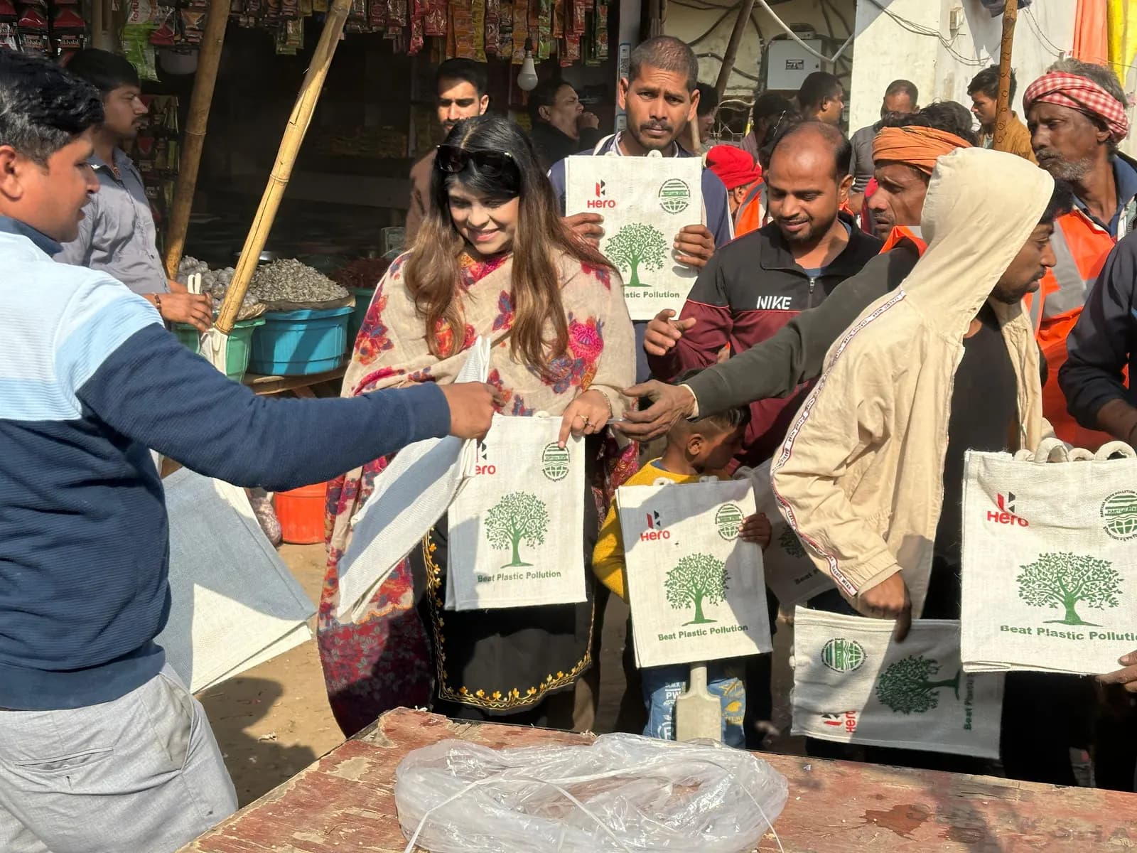 गुरुग्राम के सिकंदरपुर में दो क्विंटल प्लास्टिक जब्त, 25 हजार के चालान