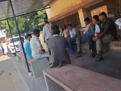 पैसों के विवाद में छोटे भाई ने कुल्हाड़ी से किया बड़े भाई का कत्ल