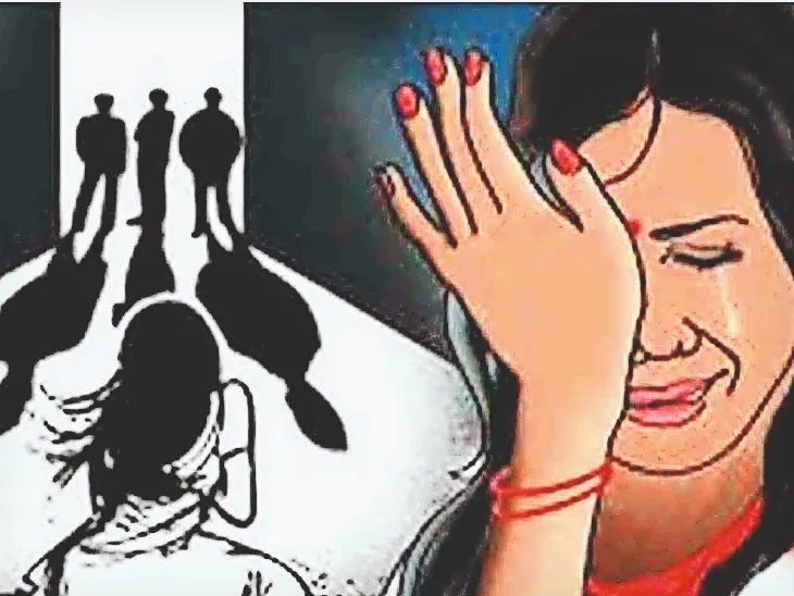 आगरा के होटल में बेसुध महिला की आबरू से खिलवाड़ करते युवकों का वीडियो वायरल, मुकदमा दर्ज