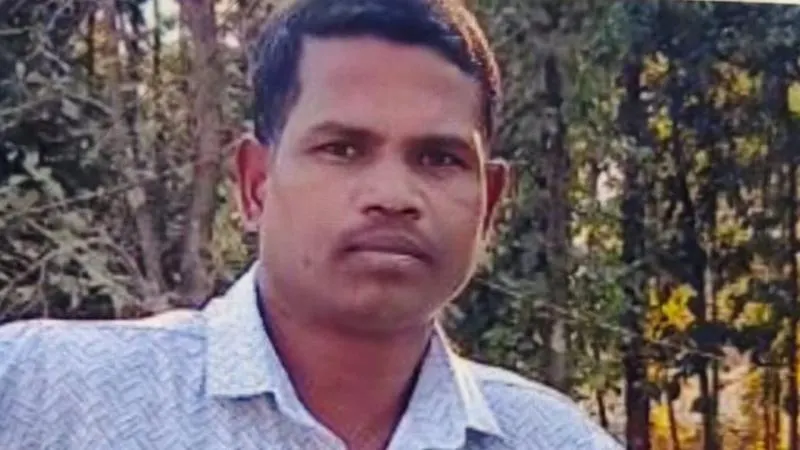 छत्तीसगढ़ के बीजापुर में पूर्व सरपंच भीमा मडकम की नक्सलियों ने की हत्या