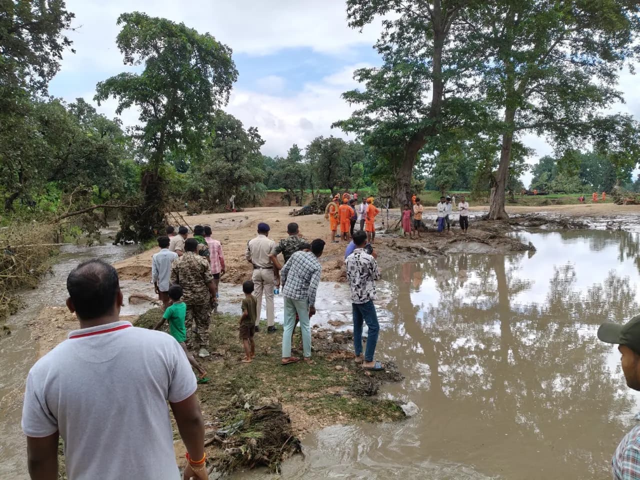 छत्तीसगढ़ के लुत्ती बांध हादसे में छह वर्षीय नाबालिग का शव बरामद, अभी भी दो लापता