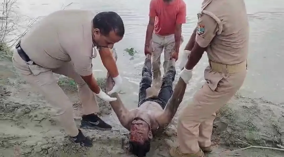 गंगा नदी में डूबे युवक का शव तीन दिन बाद बरामद