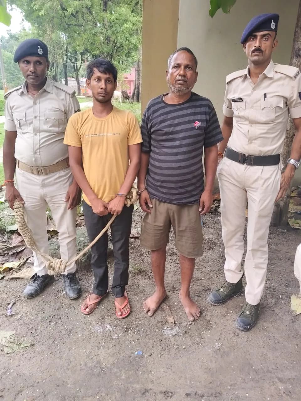 अंतरराज्यीय शटरकटवा गैंग के दो शातिर गिरफ्तार