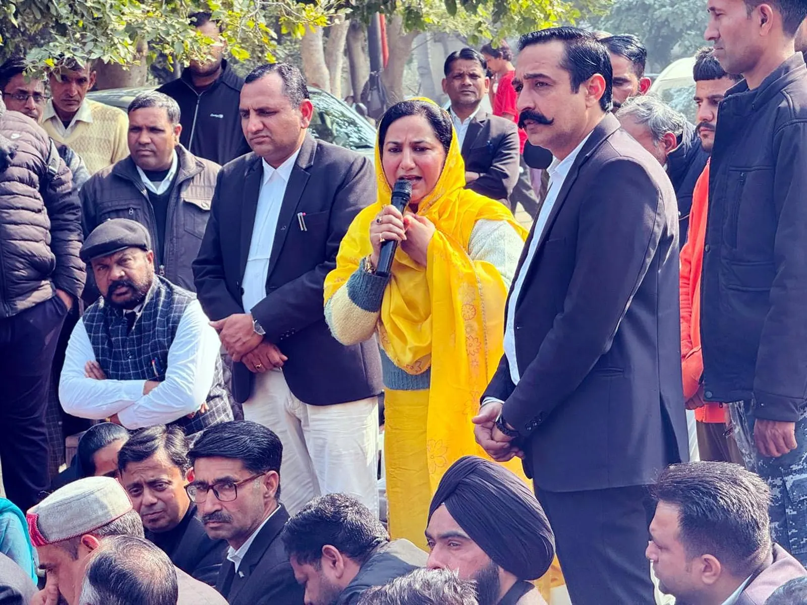 फतेहाबाद : वकीलों के आत्मसम्मान व न्याय की लड़ाई में इनेलो साथ : सुनैना चौटाला