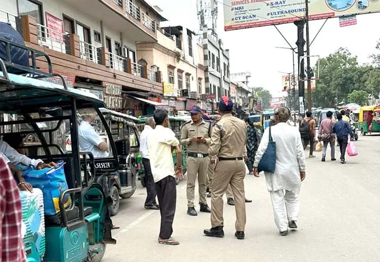 हरिद्वार में ई-रिक्शाओं पर परिवहन विभाग की बड़ी कार्रवाई, 25 वाहन सीज