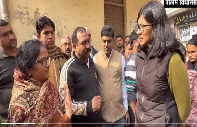 स्वाति मालीवाल ने पानी की समस्या पर दिल्ली सरकार पर निशाना साधा