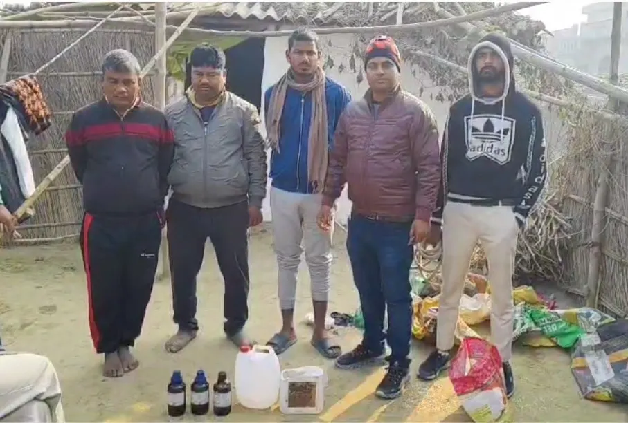 दो किलो हेरोईन व 5 लीटर ब्राउन सुगर बनाने वाले केमिकल के साथ पांच गिरफ्तार