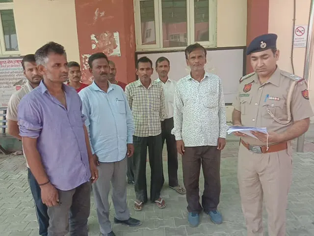 कंबलों की दुकान में आग से लाखों का सामान नष्ट, फायर ब्रिगेड ने पाया काबू