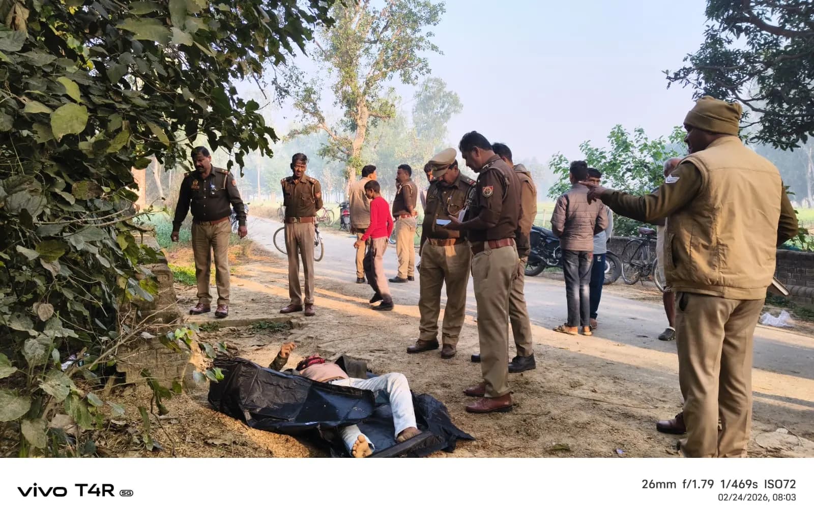 अमेठी में युवक की हत्या से हड़कंप।
