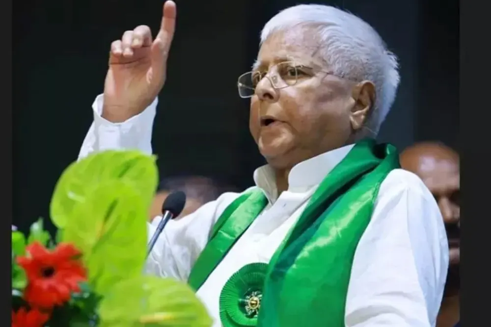 लालू यादव के खिलाफ कोर्ट ने जारी किया इश्तेहार, पैतृक गांव फुलवरिया में होगा चश्पा