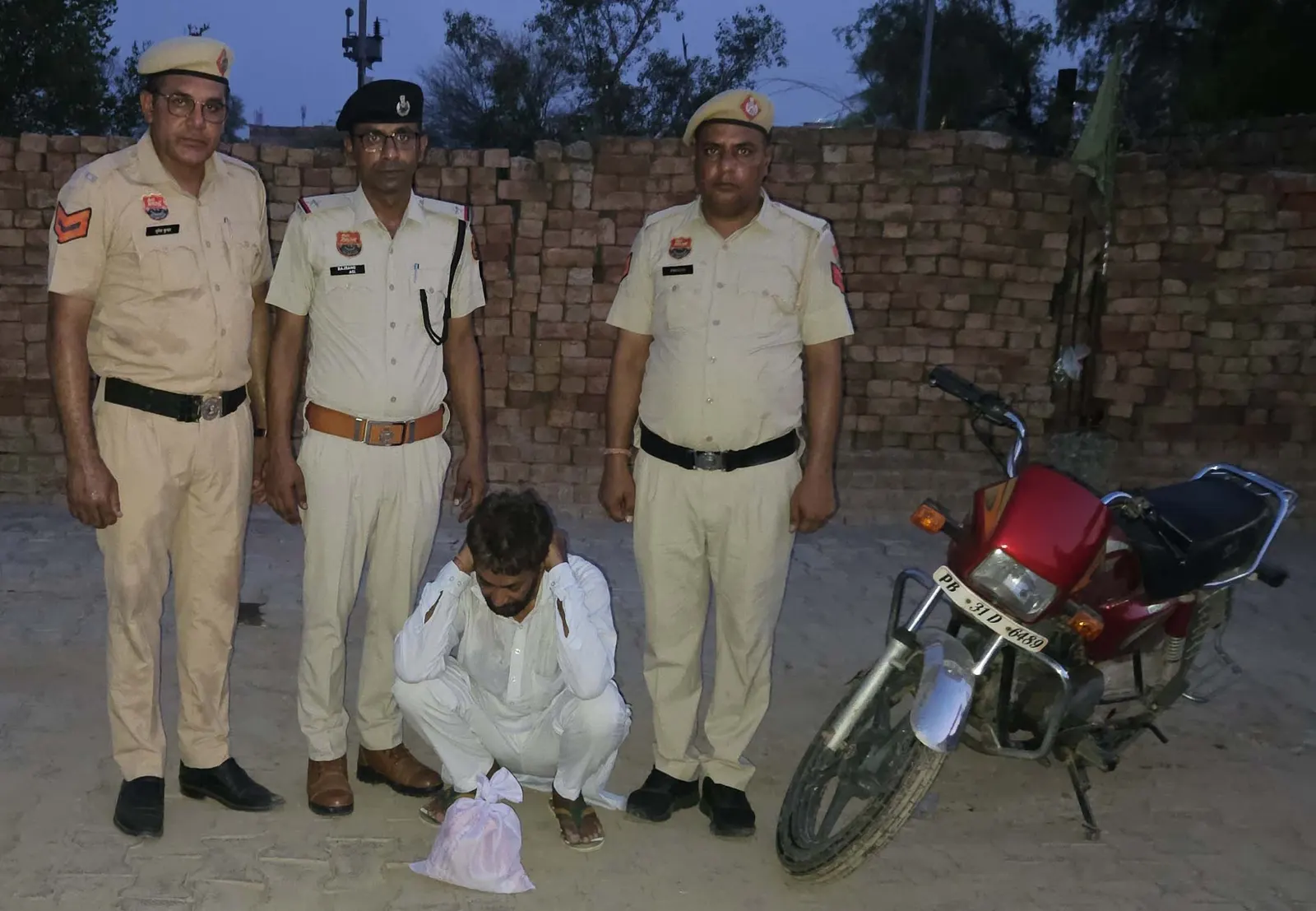 पंजाब का नशा तस्कर सिरसा में गिरफ्तार