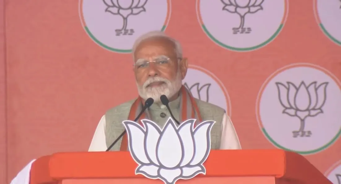यमुना को लेकर ओछी राजनीति कर रही आम आदमी पार्टीः नरेन्द्र मोदी