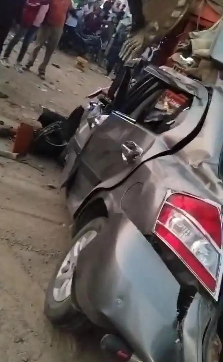 बरीक्षा से वापस लौट रहे तीन युवकाें की सड़क दुर्घटना में मौत
