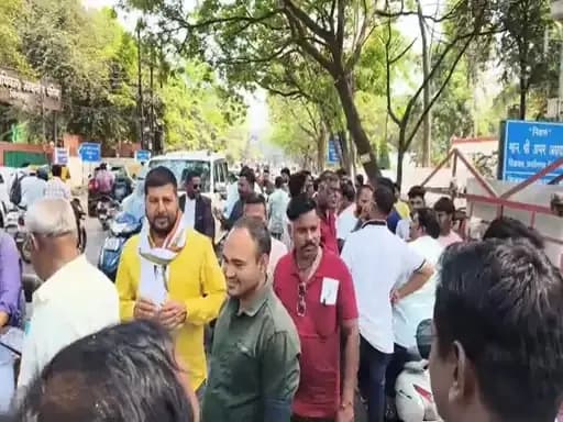 बर्ड फ्लू के बीच बिलासपुर में कारोबारियों का विरोध, विधायक आवास का घेराव