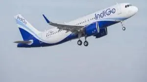 बम की खबर मिलने पर इंडिगो फ्लाइट की रायपुर में इमरजेंसी लैंडिंग