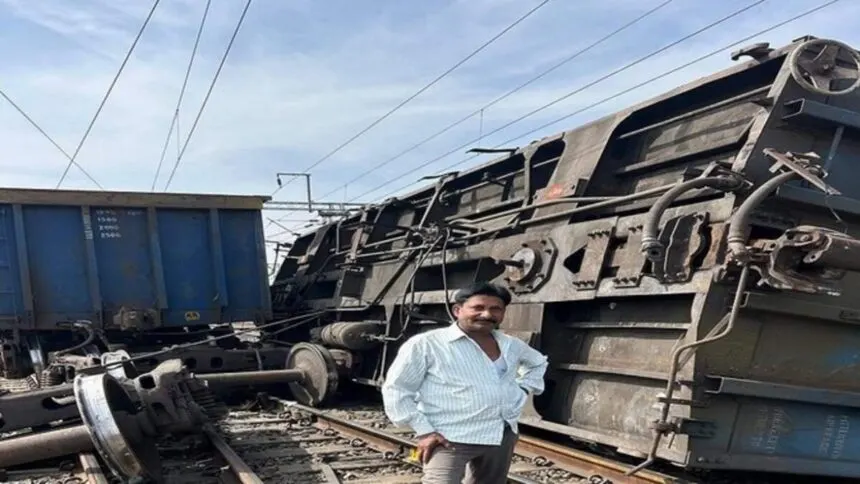 छत्तीसगढ़ के एमसीबी जिले के दर्रीटोला रेलवे स्टेशन के पास मालगाड़ी के दो डिब्बे पलटे, रेल मार्ग अवरुद्ध