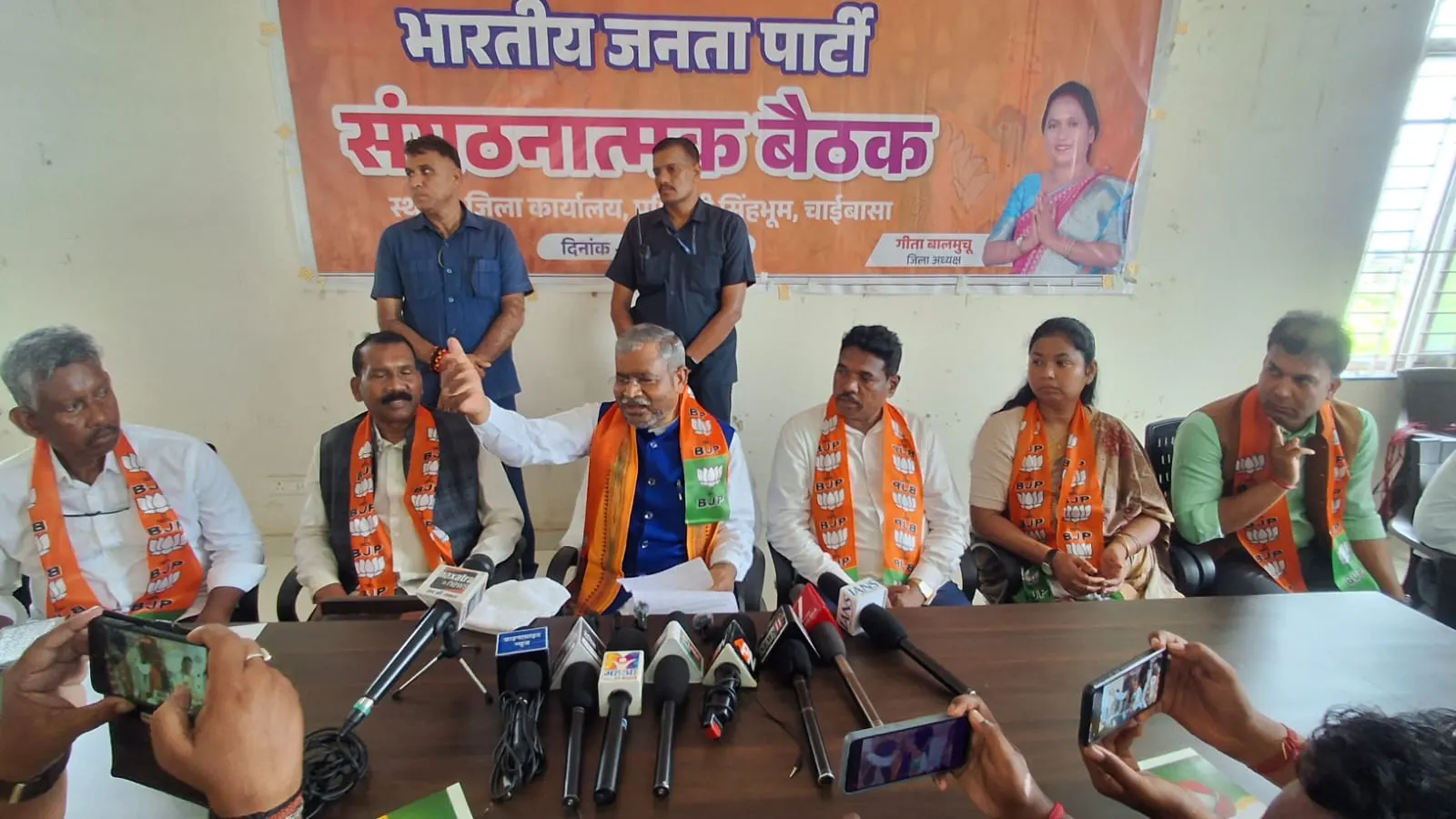 बाबूलाल बोले- हेमंत सरकार की नीतियों से कोल्हान में बढ़ी गरीबी और बेरोजगारी