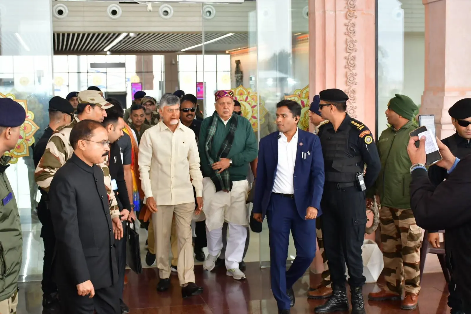 आंध्र प्रदेश के मुख्यमंत्री चंद्रबाबू नायडू अयोध्या पहुंचे, राम मंदिर में करेंगे दर्शन-पूजन