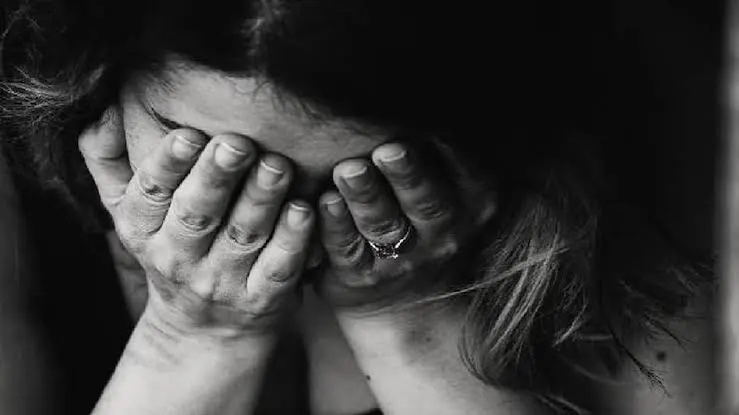 ‘पड़ोसी चाचा’ ने किया नाबालिग से दुष्कर्म, अपमान से आहत होकर पीया कीटनाशक