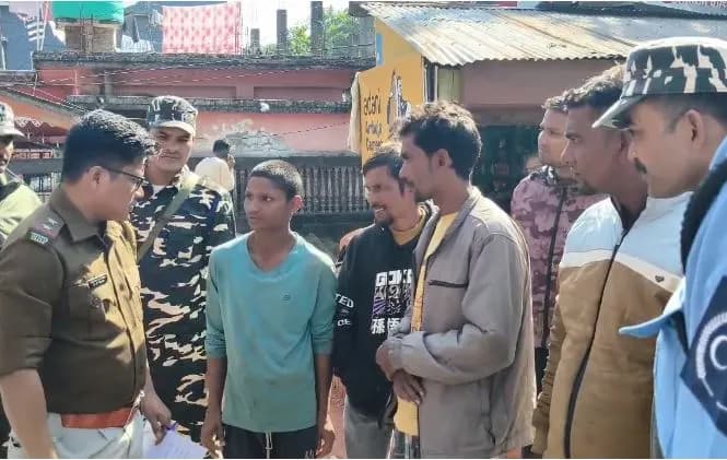 एसएसबी के हत्थे चढ़ा चार मवेशी तस्कर