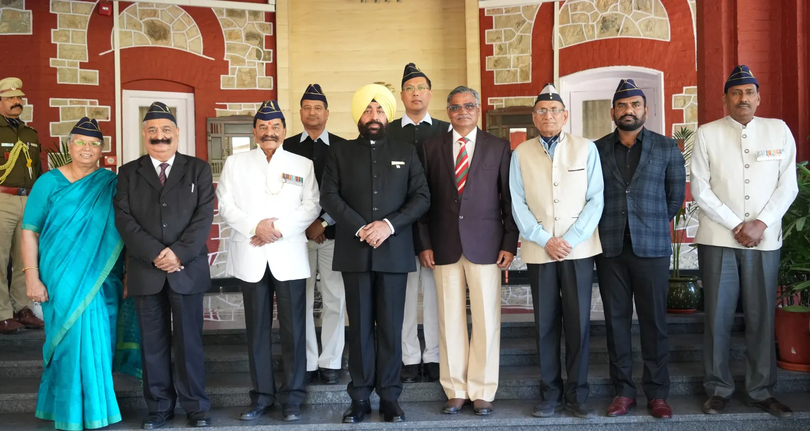 राज्यपाल से मिला राष्ट्रीय सैनिक संस्था का नेशनल कोर ग्रुप