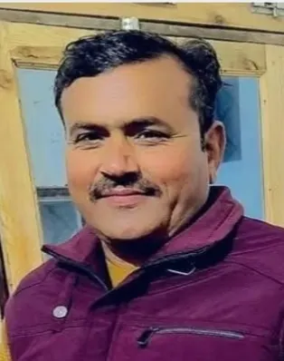 कार पर ताबड़तोड़ फायरिंग कर पूर्व प्रधान की हत्या, भाई गंभीर रूप से घायल