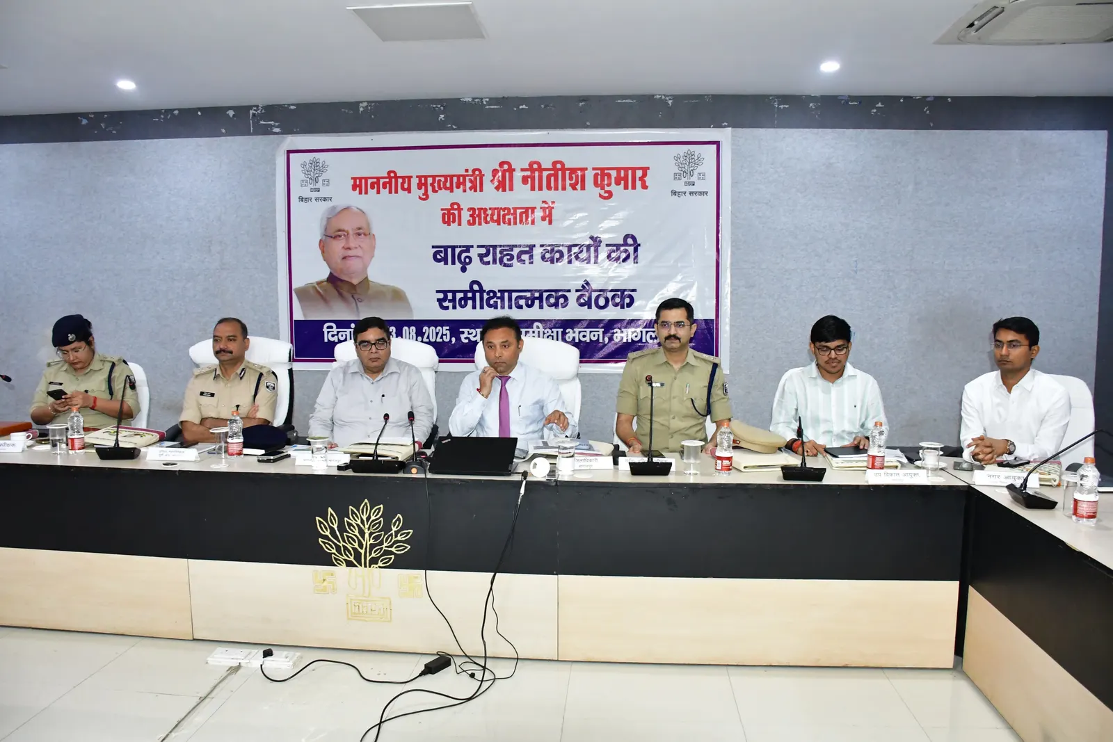 मुख्यमंत्री ने की बाढ़ राहत कार्य की समीक्षा, भागलपुर में 32814 लोगों को निकाला गया सुरक्षित