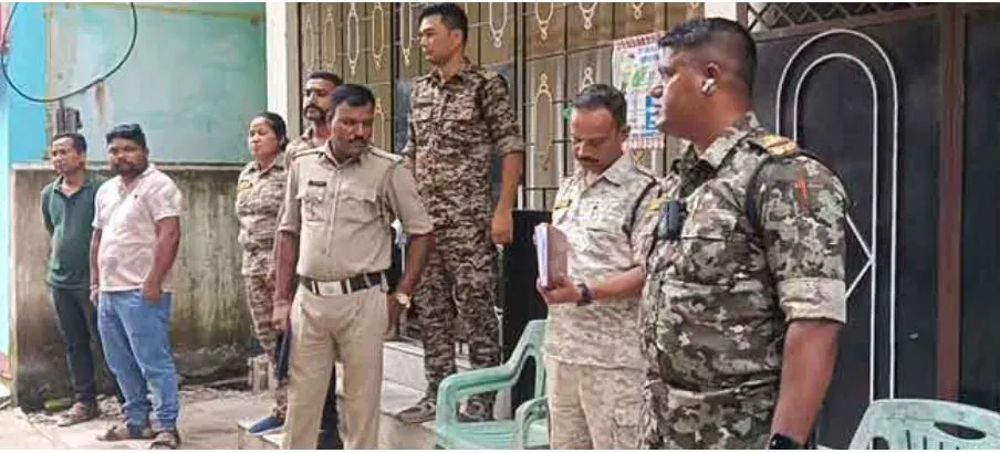 दिनदहाड़े चेयरमैन के घर पर हमला, कूचबिहार में मचा हड़कंप