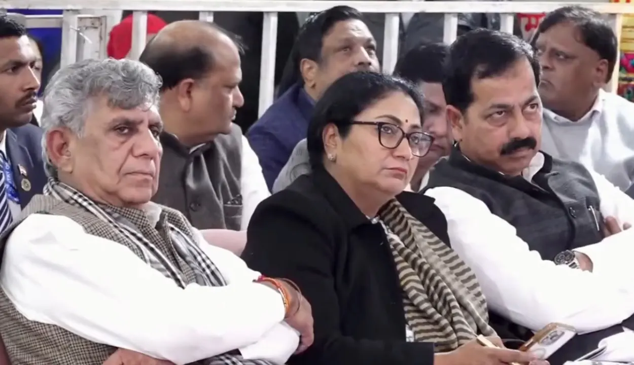 मुख्यमंत्री ने दिल्ली-वाराणसी हाईस्पीड रेल कॉरिडोर को बताया ऐतिहासिक कदम