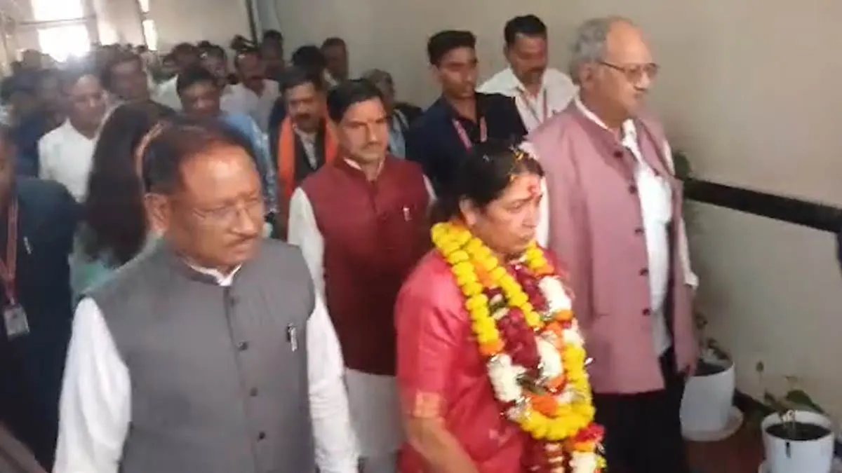 छत्तीसगढ़ में राज्यसभा के लिए भाजपा प्रत्याशी लक्ष्मी वर्मा ने दाखिल किया नामांकन, मुख्यमंत्री साय बने प्रस्तावक