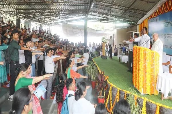 बच्चों को वन्य जीवन और जैव विविधता की महत्ता से बचपन में ही करें संस्कारित : राज्यपाल पटेल
