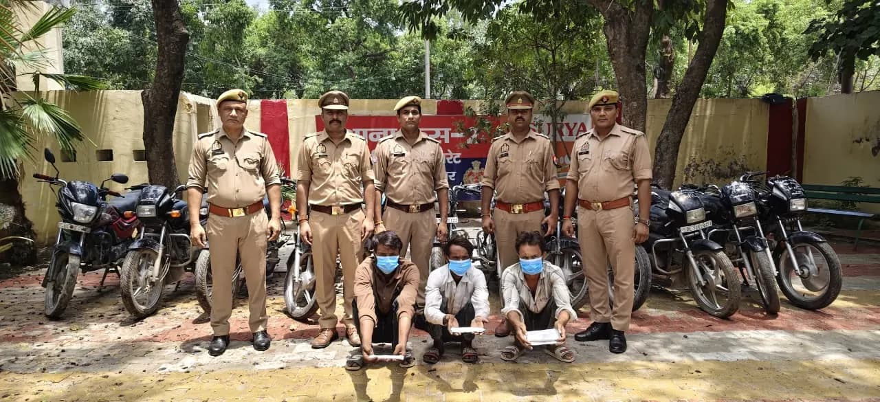 नोएडा: वाहन चोरी गिरोह का भंडाफोड़, 13 गिरफ्तार