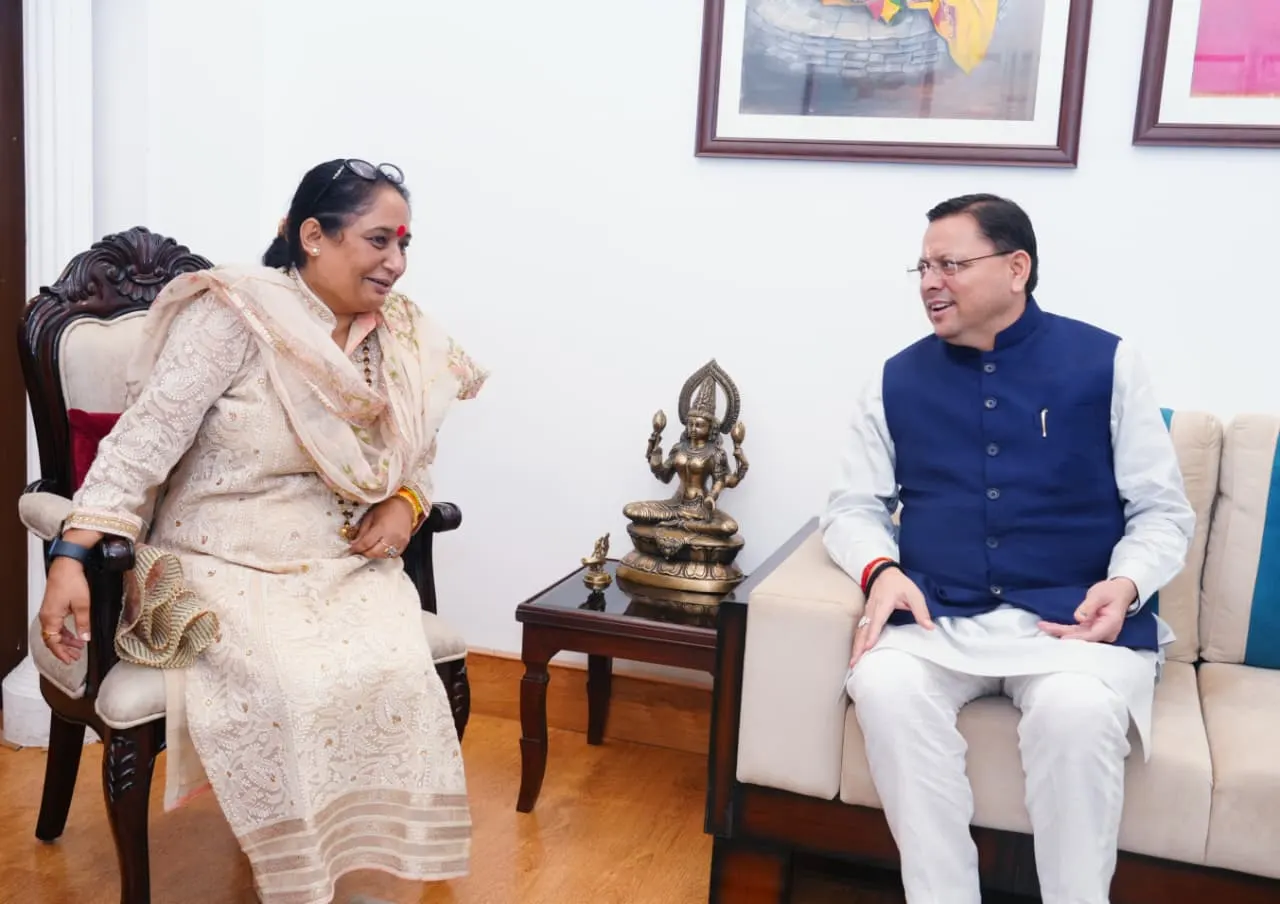 मुख्यमंत्री ने विधानसभा अध्यक्ष से की भेंट, सत्र की तैयारियों को लेकर की चर्चा