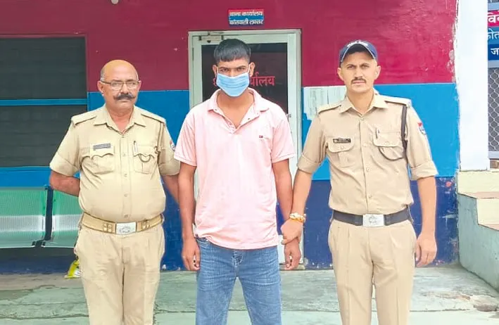 दुष्कर्म का आरोपित चढ़ा पुलिस के हत्थे