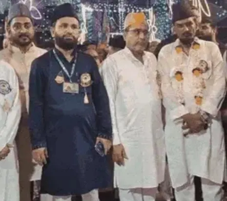 वाराणसी में अस्सी साल की रिवायत निभाते हुए निकला मदहे सहाबा का जुलूस