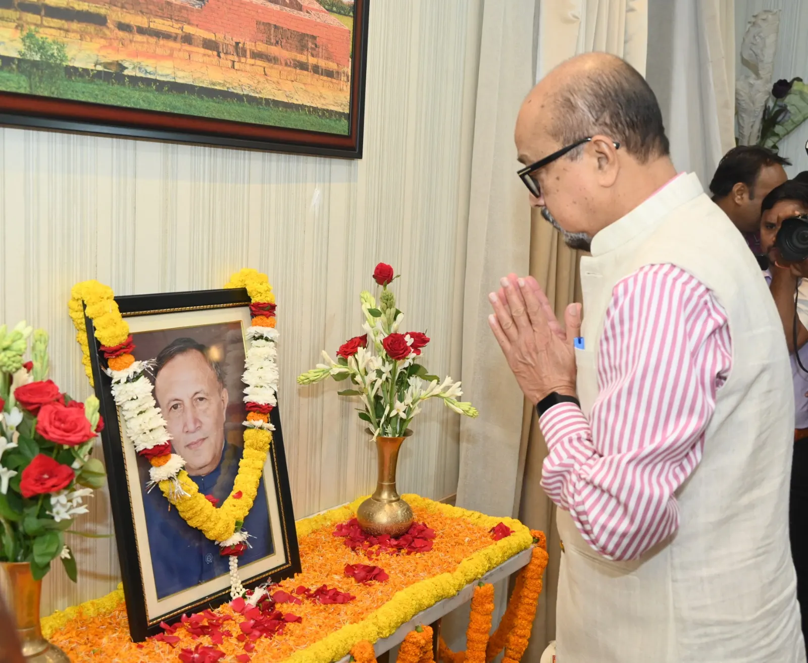 हमने सच्चे राष्ट्र सेवक, संवेदनशील प्रशासक और एक महान व्यक्ति को खो दिया है : रमेन डेका