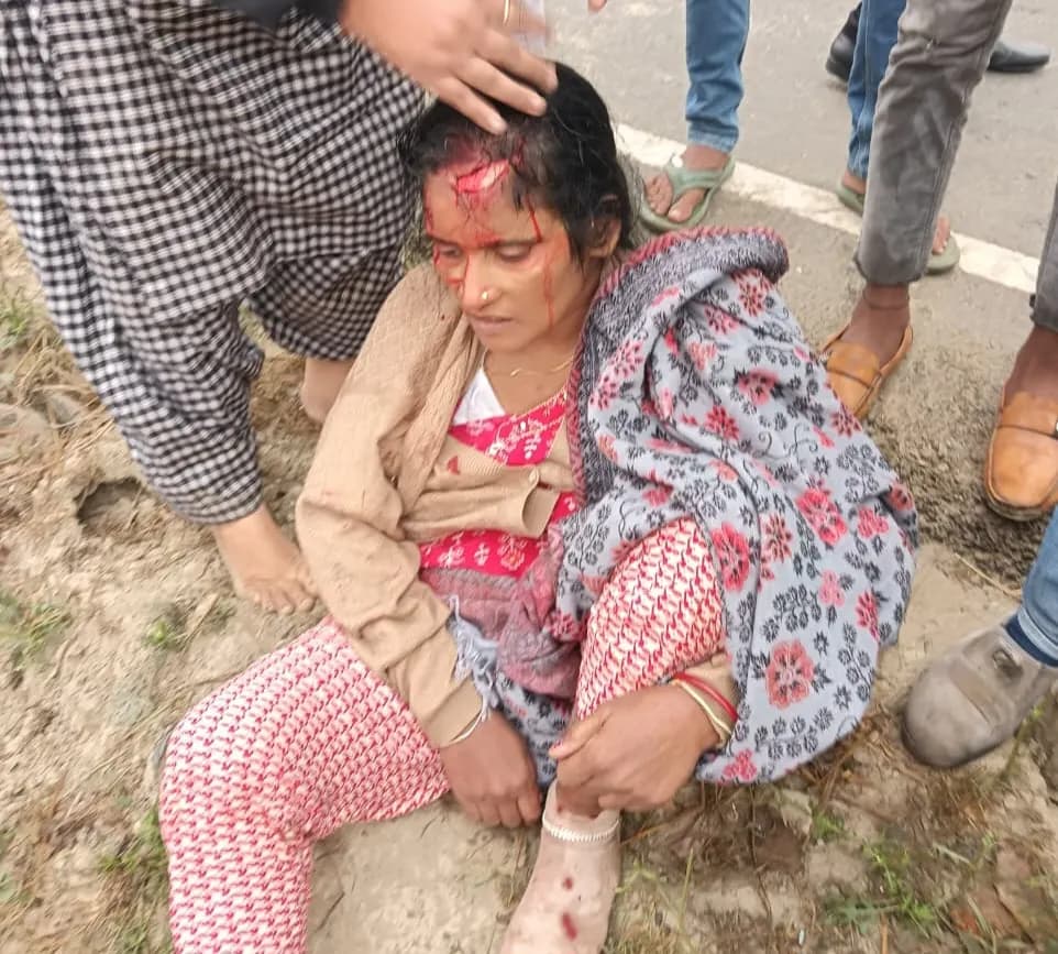 टेंपू और टैंकर की टक्कर टेंपू सवार हेडमास्टर की हुई मौत,तीन शिक्षिका घायल